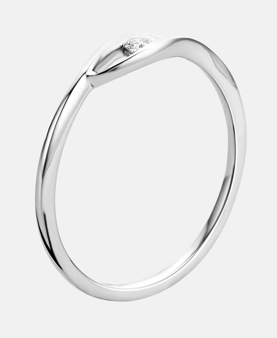Ring aus 375 Weißgold mit Diamant