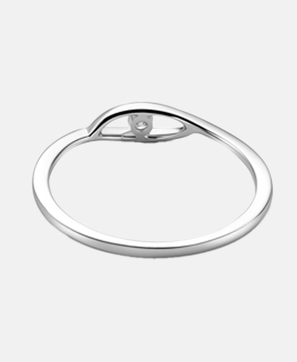 Ring aus 375 Weißgold mit Diamant