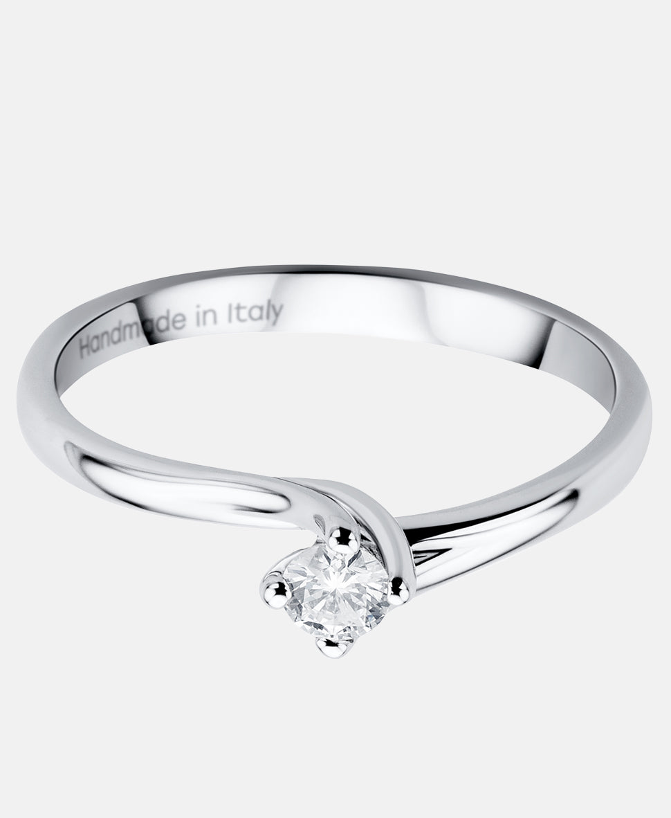 Ring aus 750 Weißgold mit 0.12 Karat Diamant